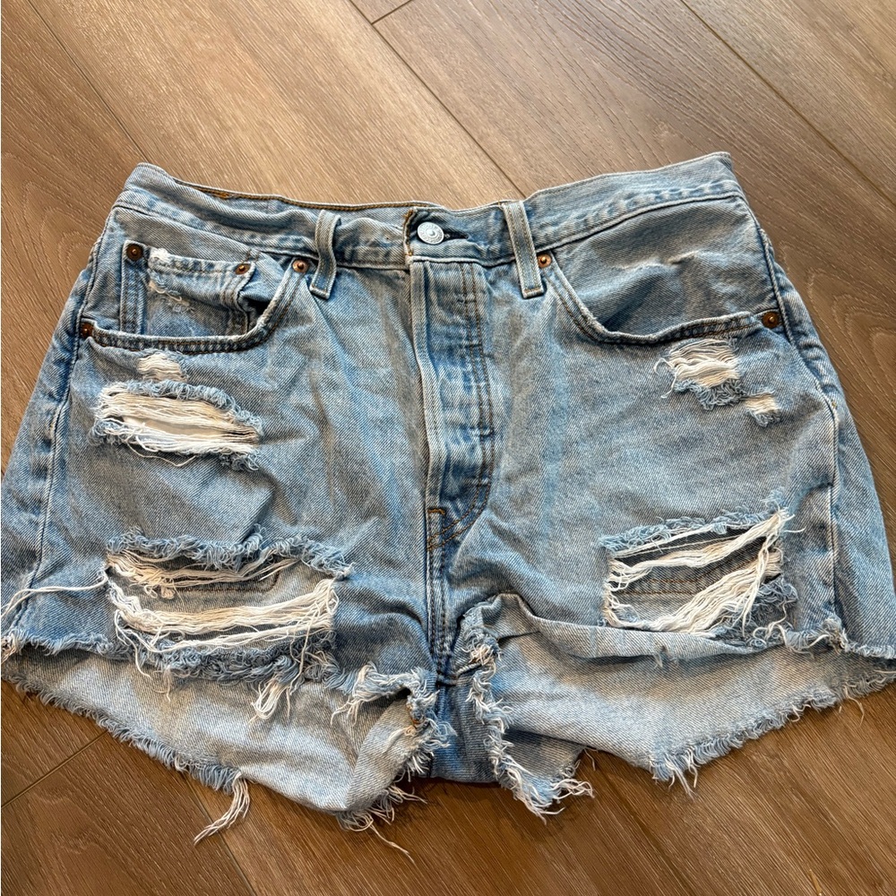 LEVI 501 Distressed Denim Women Shorts